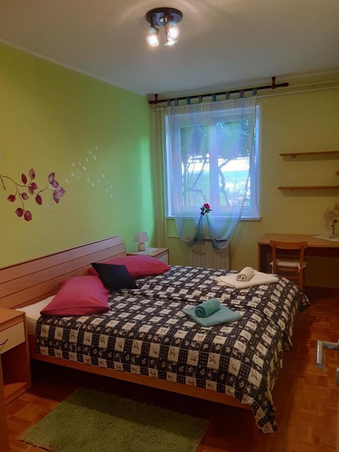 בפורטורוז Apartments And Rooms Knez מראה חיצוני תמונה